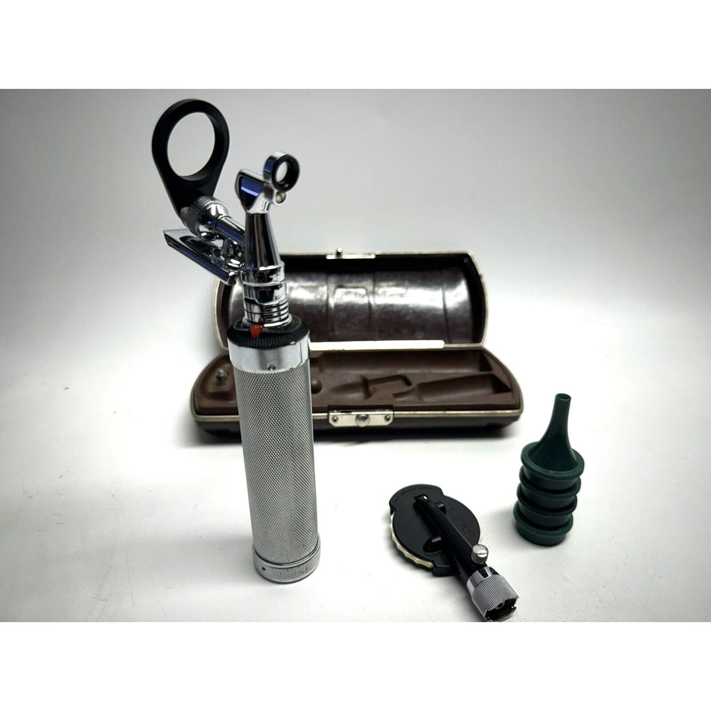 VINTAGE Welch Allyn Operating Otoscope Ophthalmoscope Set Plugin Handle
