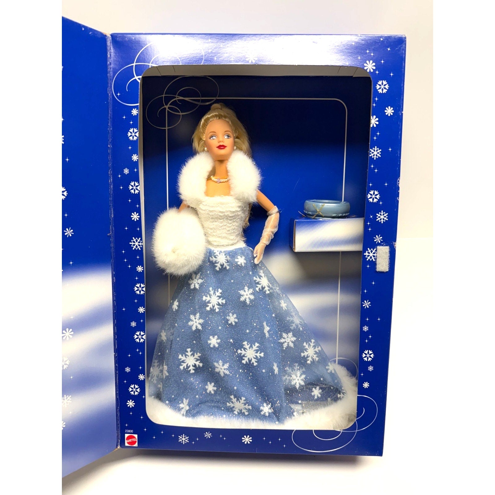 Vintage NOS Mattel 1999 Barbie Snow Sensation Special Edition NRFB 23800