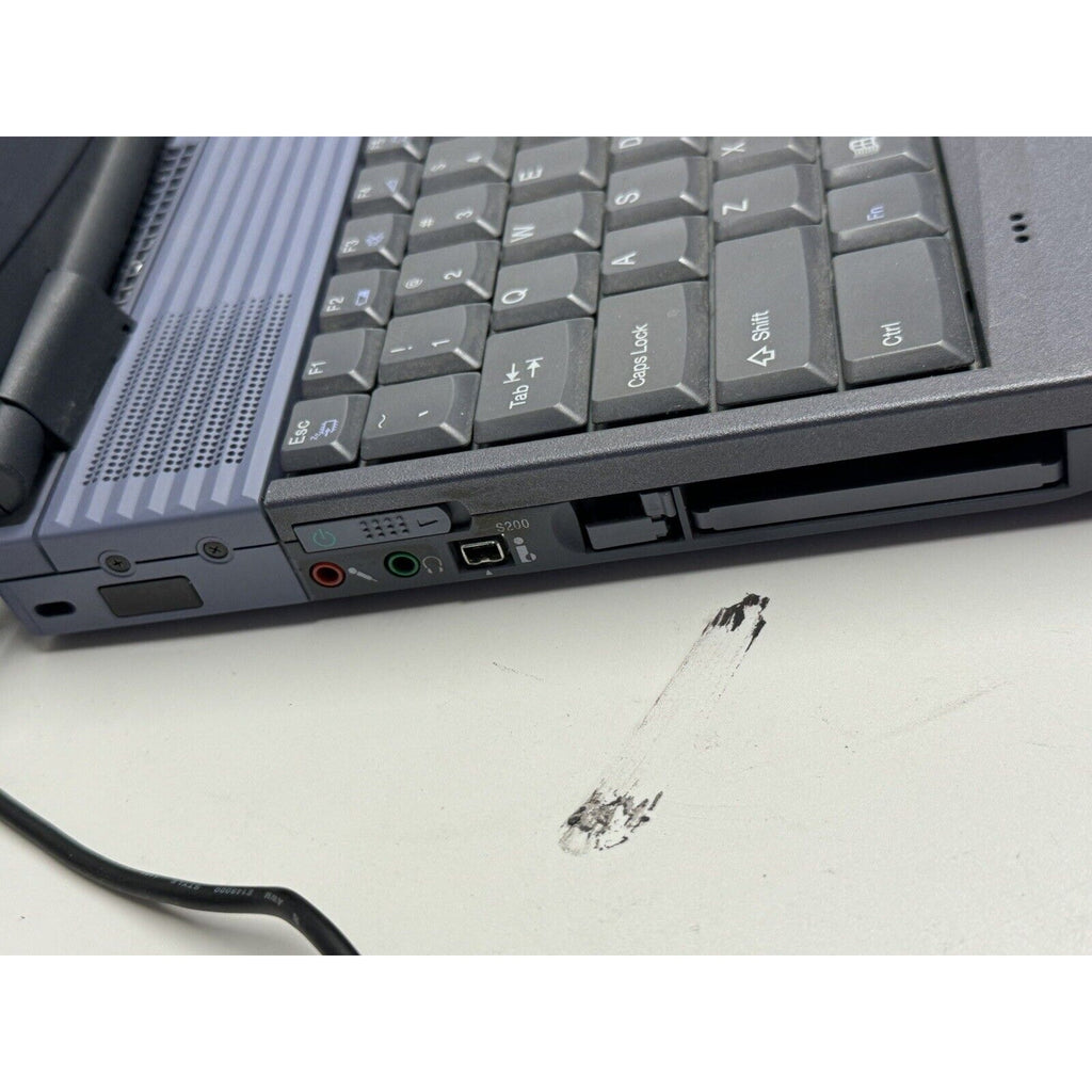VINTAGE Sony VAIO PCG-F340 Laptop w/OEM Power Adapter For parts or repair.