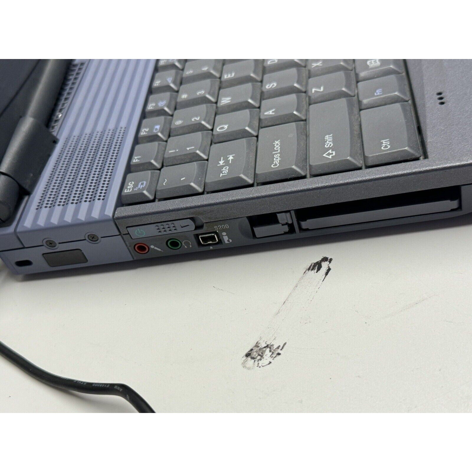 VINTAGE Sony VAIO PCG-F340 Laptop w/OEM Power Adapter For parts or repair.