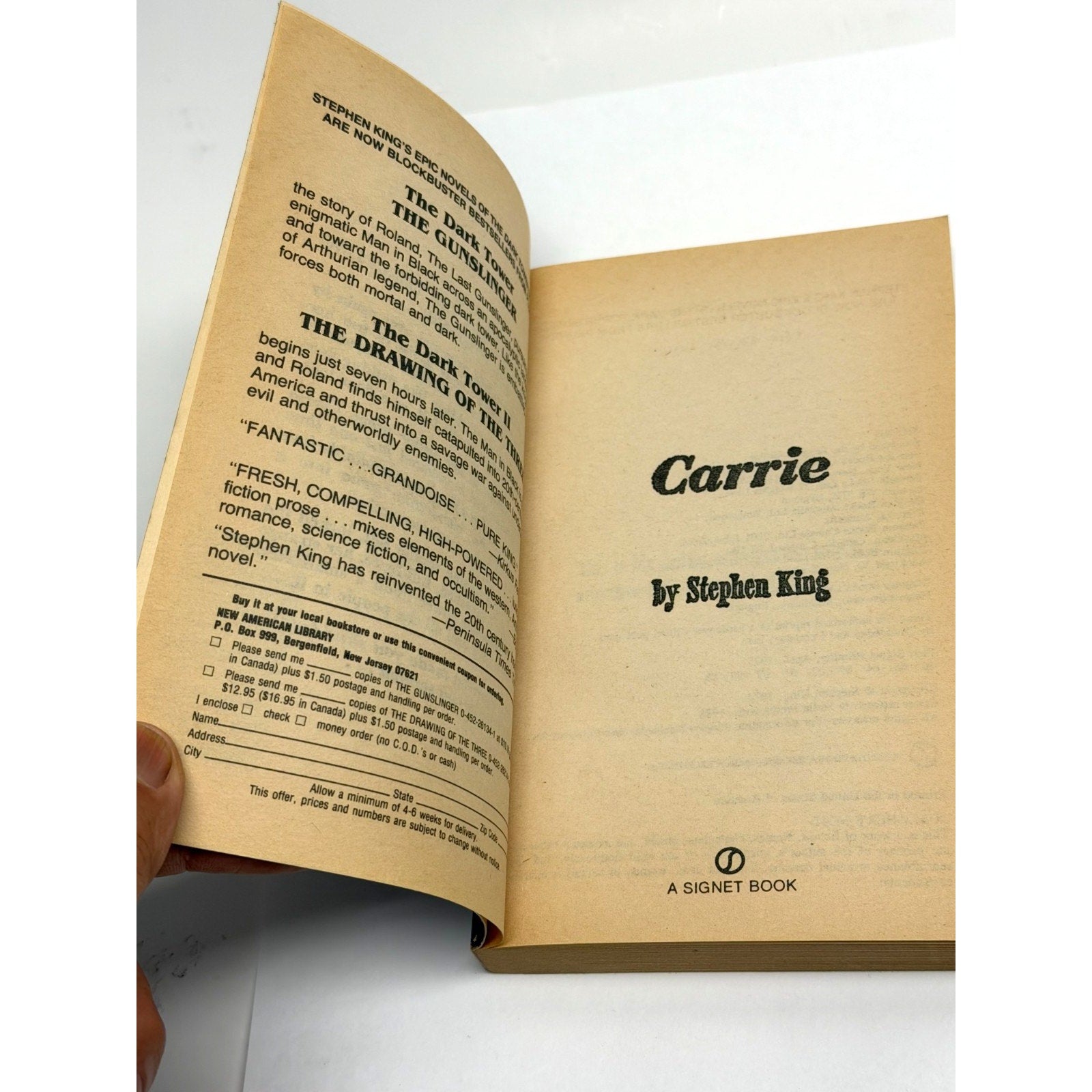 Vintage Carrie by Stephen King Paperback 1974 Signet Publishing