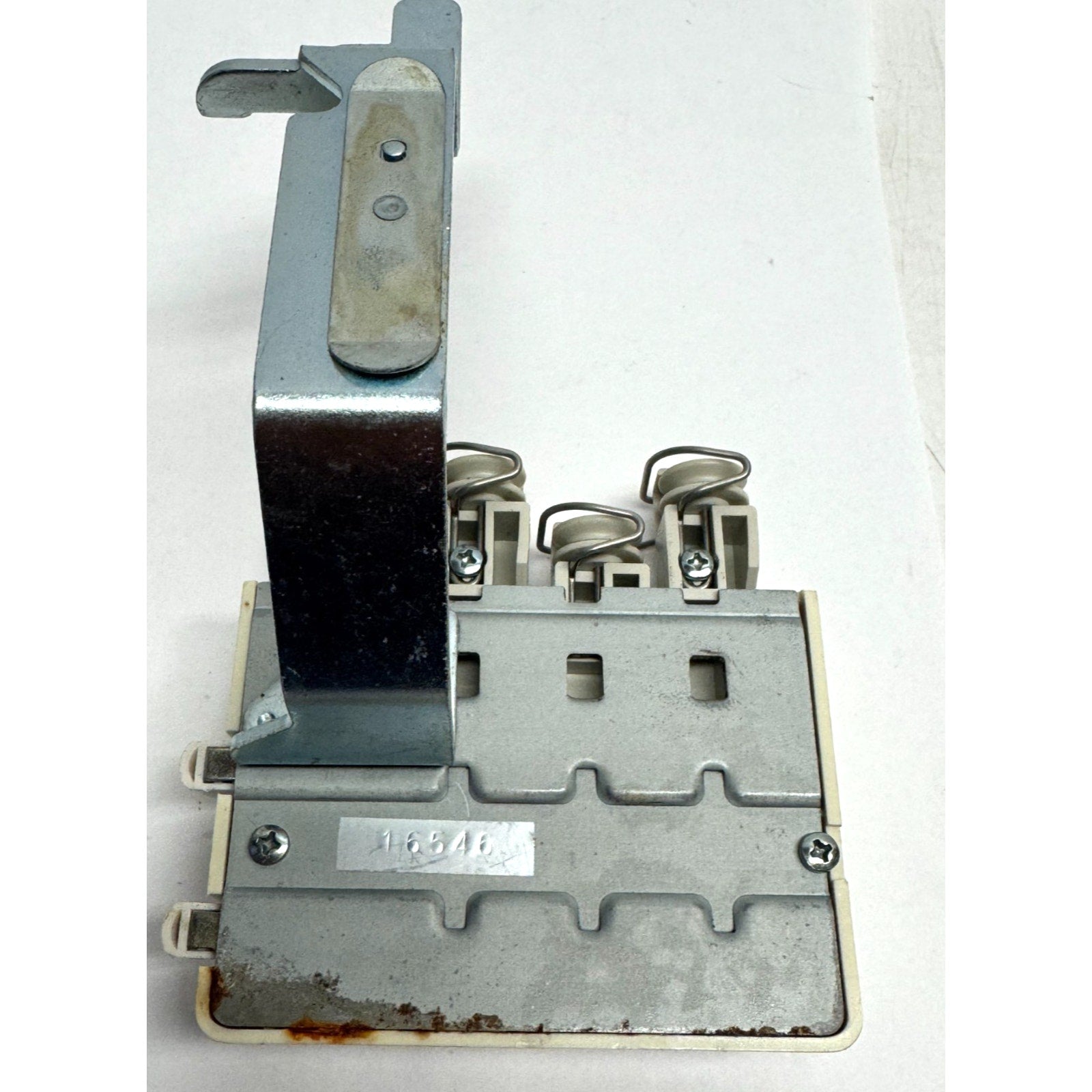 Vintage OEM GENUINE TOYOTA FUSIBLE LINK BLOCK Assembly