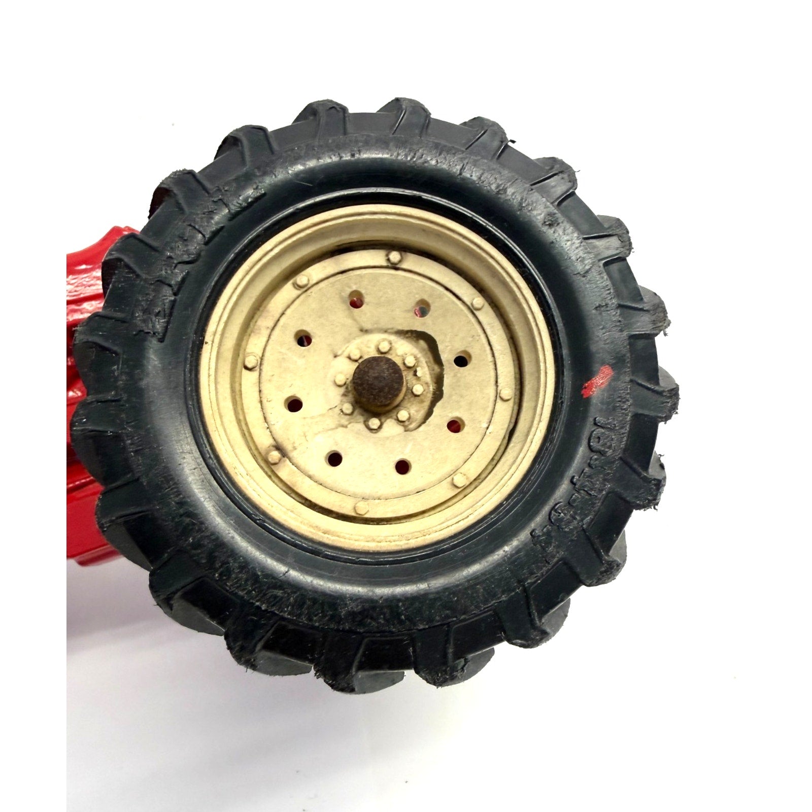 Vintage Ertl Diecast 1/16 Scale Red International Narrow Front Tractor