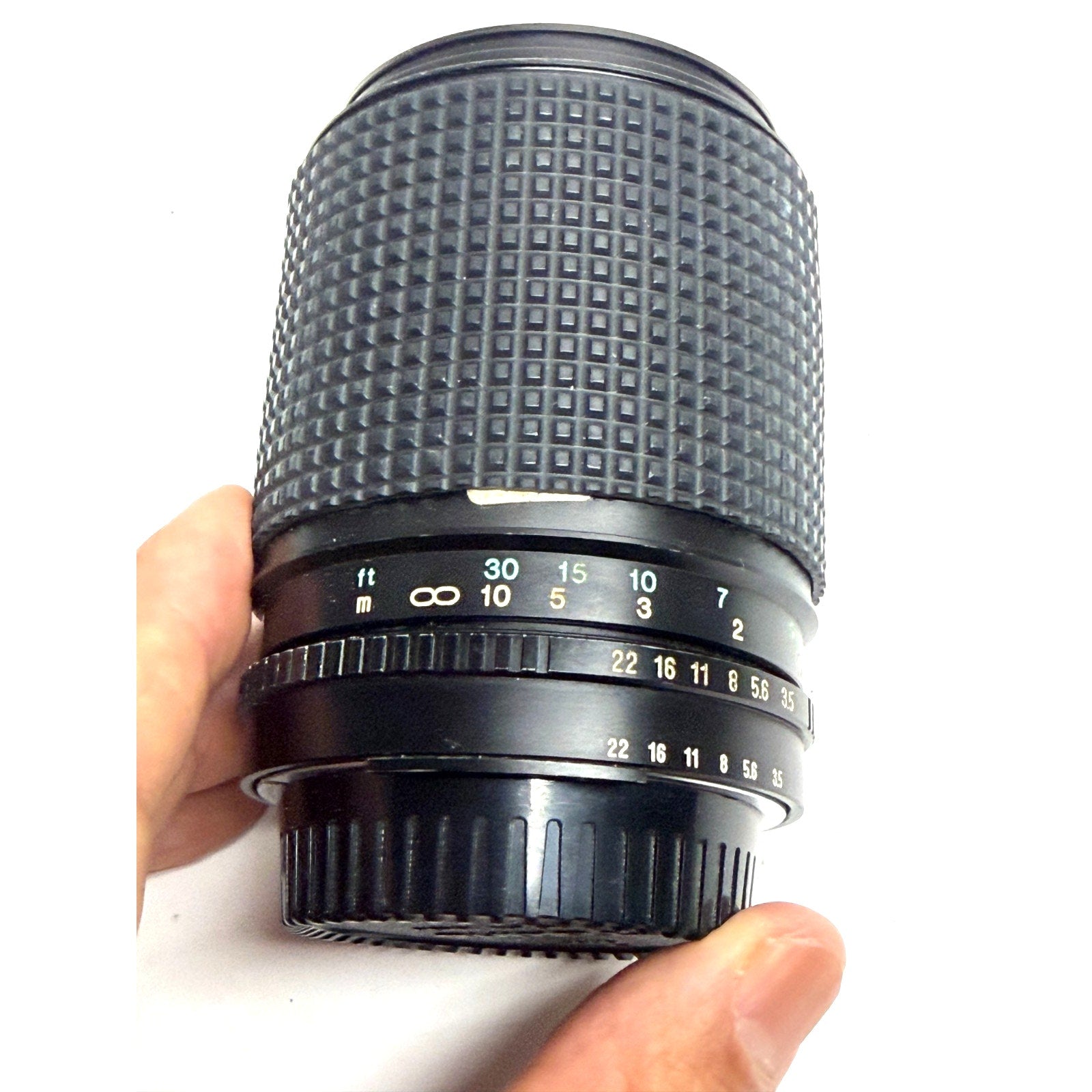 Vintage RMC Tokina 35–105mm f/3.5–4.5 Zoom Lens – Canon FD Mount