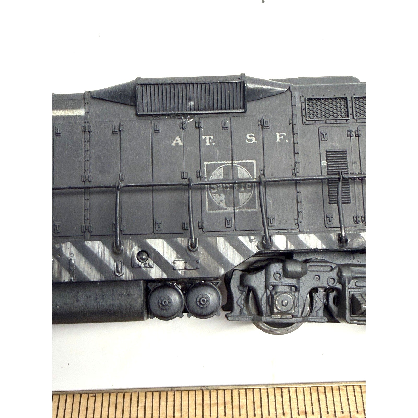 Vintage Athearn Genesis HO ATSF Santa Fe EMD GP7 Diesel Locomotive #712