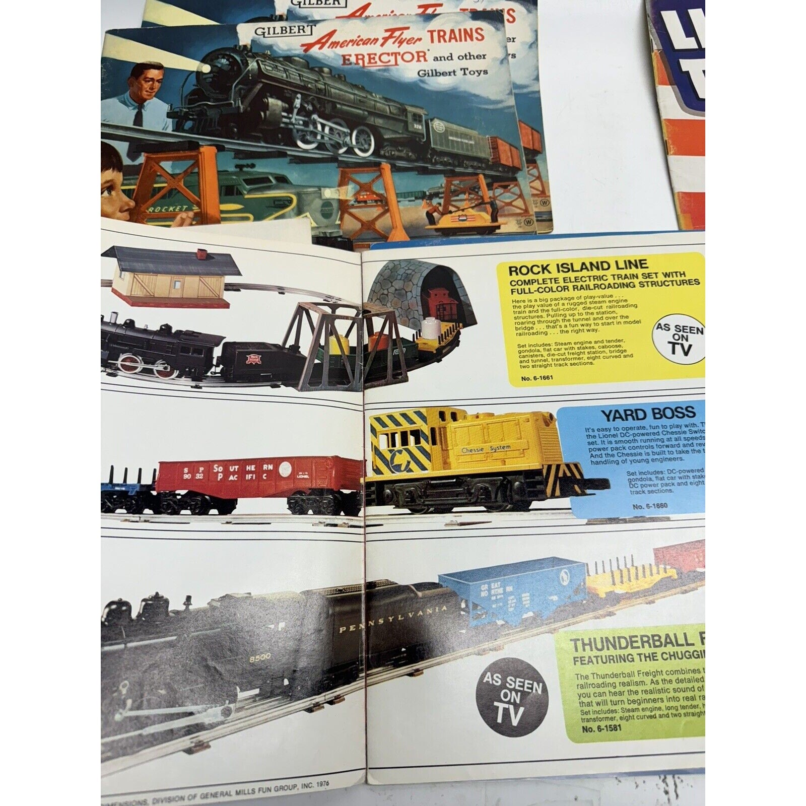 Vintage LOT OF 6 Lionel Train & American Flyer Railroad Catalog 1961, 1976, 1977