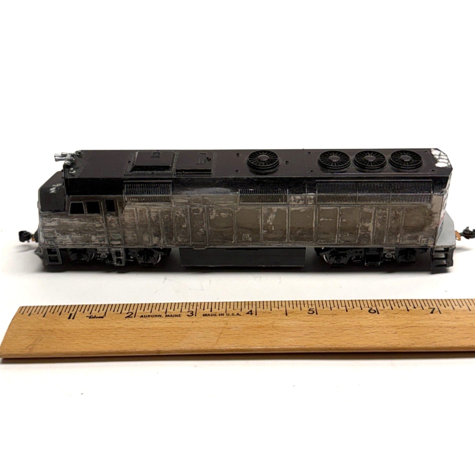 VINTAGE Bachmann HO Scale Diecast Sharknose Diesel Locomotive