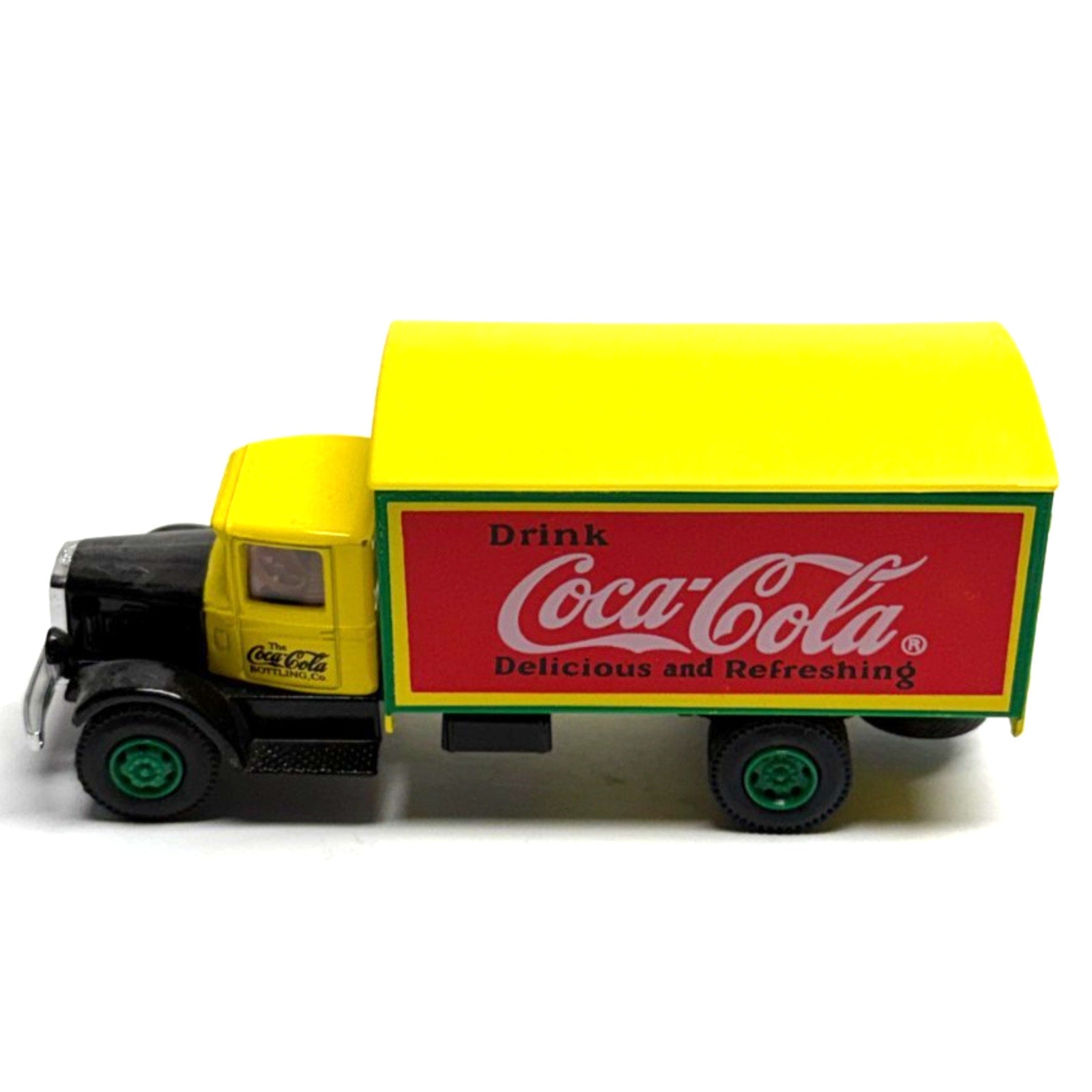 Vintage 1991 Coca Cola Mack Model BM, 1:64, Diecast, Black and Yellow, New