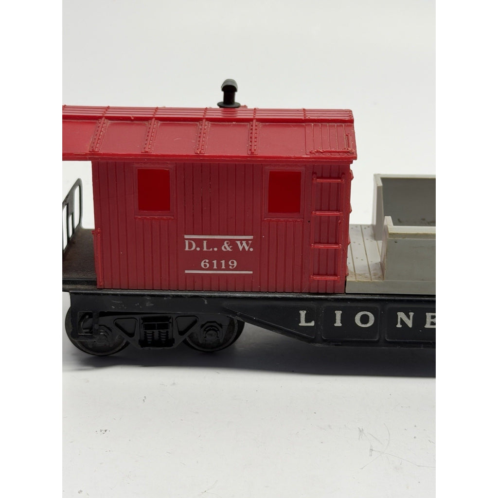 VINTAGE Lionel No. 6119 O Gauge D.L. & W. Work Caboose, Red/Black