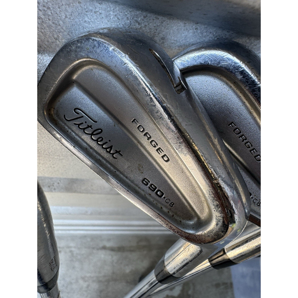 7 Pcs Titleist 690.CB FORGED 3-4-5-6-7-8-9 Iron set w/True Temper Dynamic Gold
