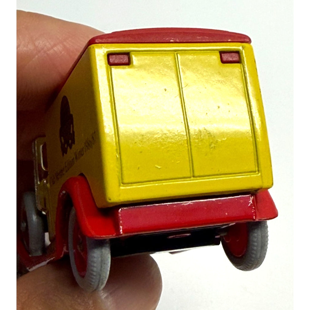 Vintage LLEDO DIE CAST CLUB MEMBERS VAN ( WINTER 1986/7)