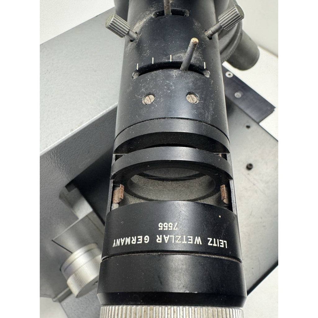 VINTAGE Leitz Ortholux II Microscope w/5x Objectives/ILamp Housing