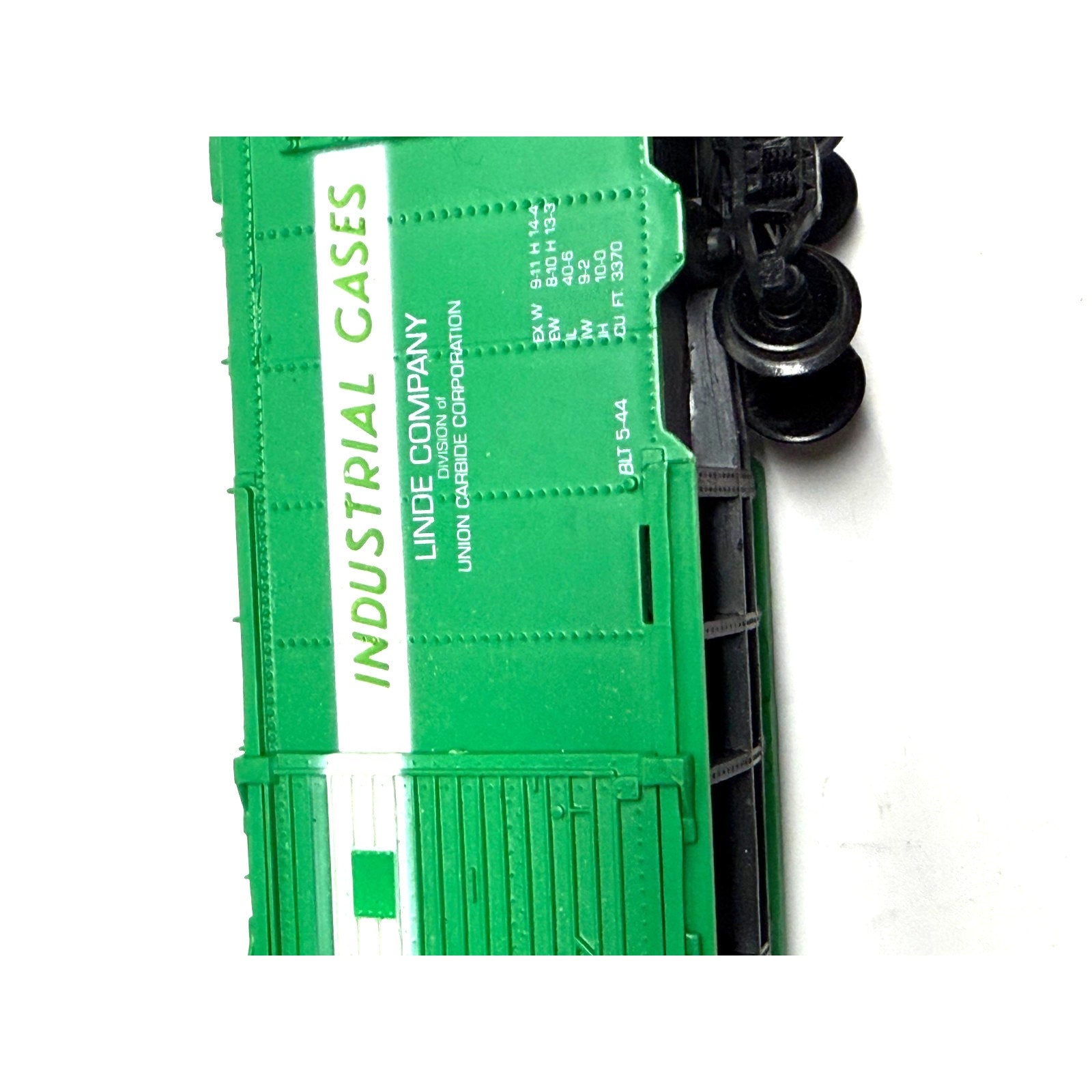 Vintage HO Scale Life-Like 40' Boxcar Linde Union Carbide LAPX 358 Green