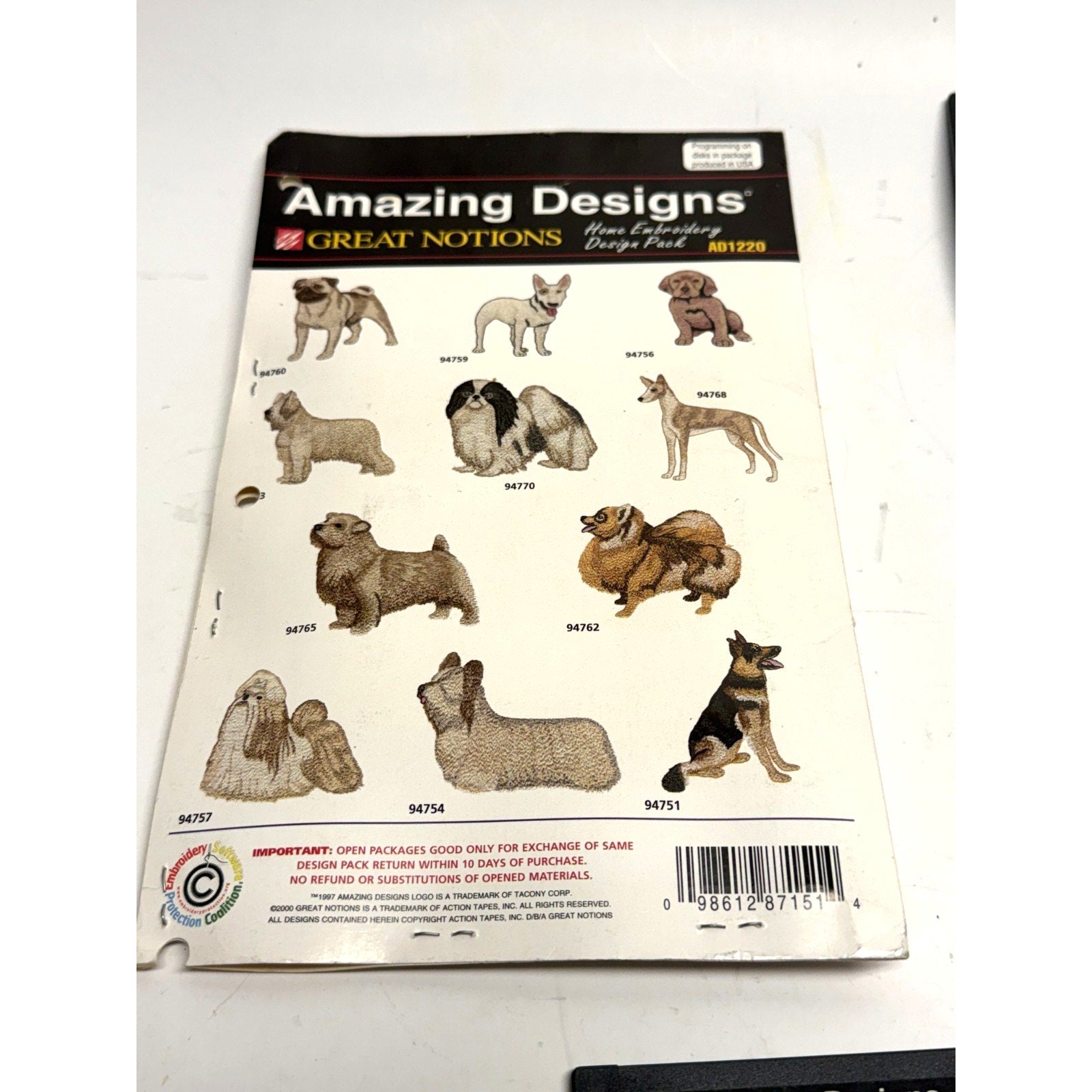 Vintage Amazing Designs Dogs Collection IV Embroidery Design Pack 4 Floppy Disks