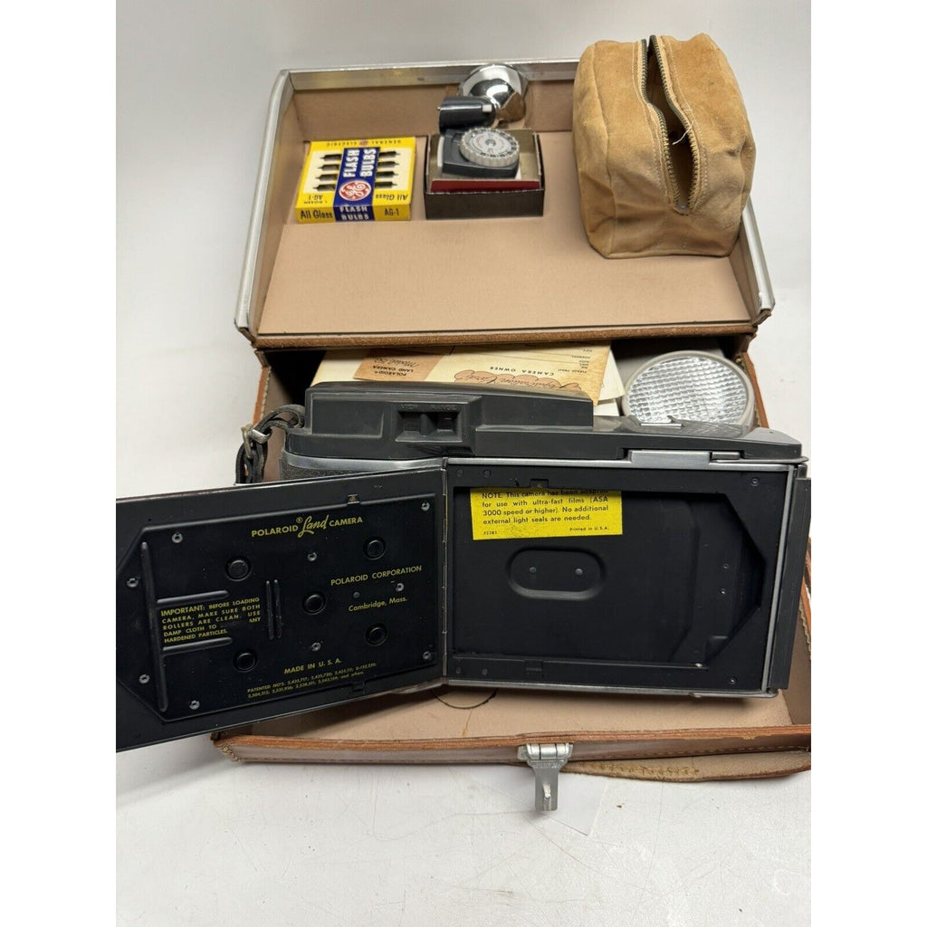 Vintage Polaroid Land Camera Model 150 and the 800 Set w/Leather Case WORKS!