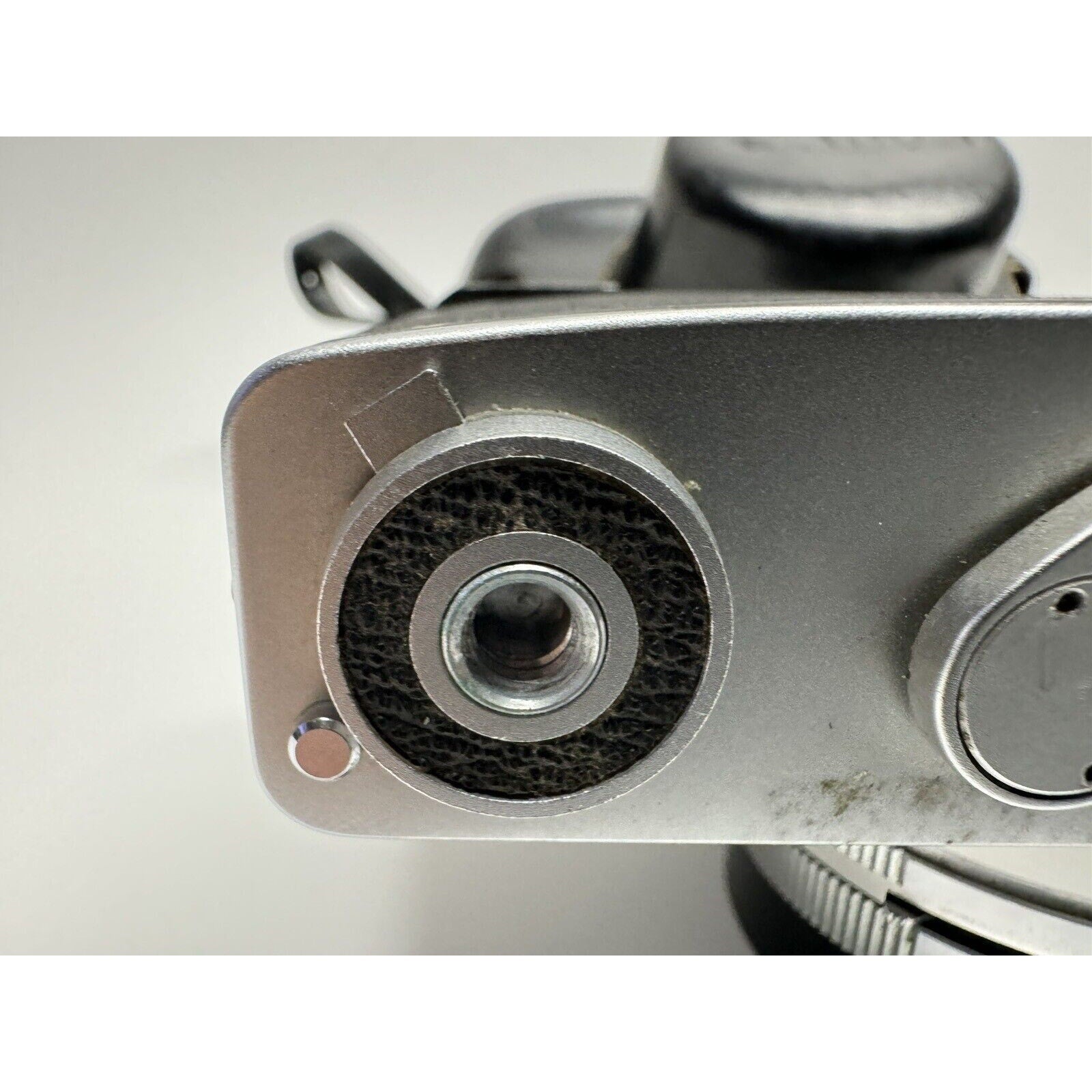 VINTAGE Canon Canonet 35mm Silver Point & Shoot Film Camera Made in JAPAN