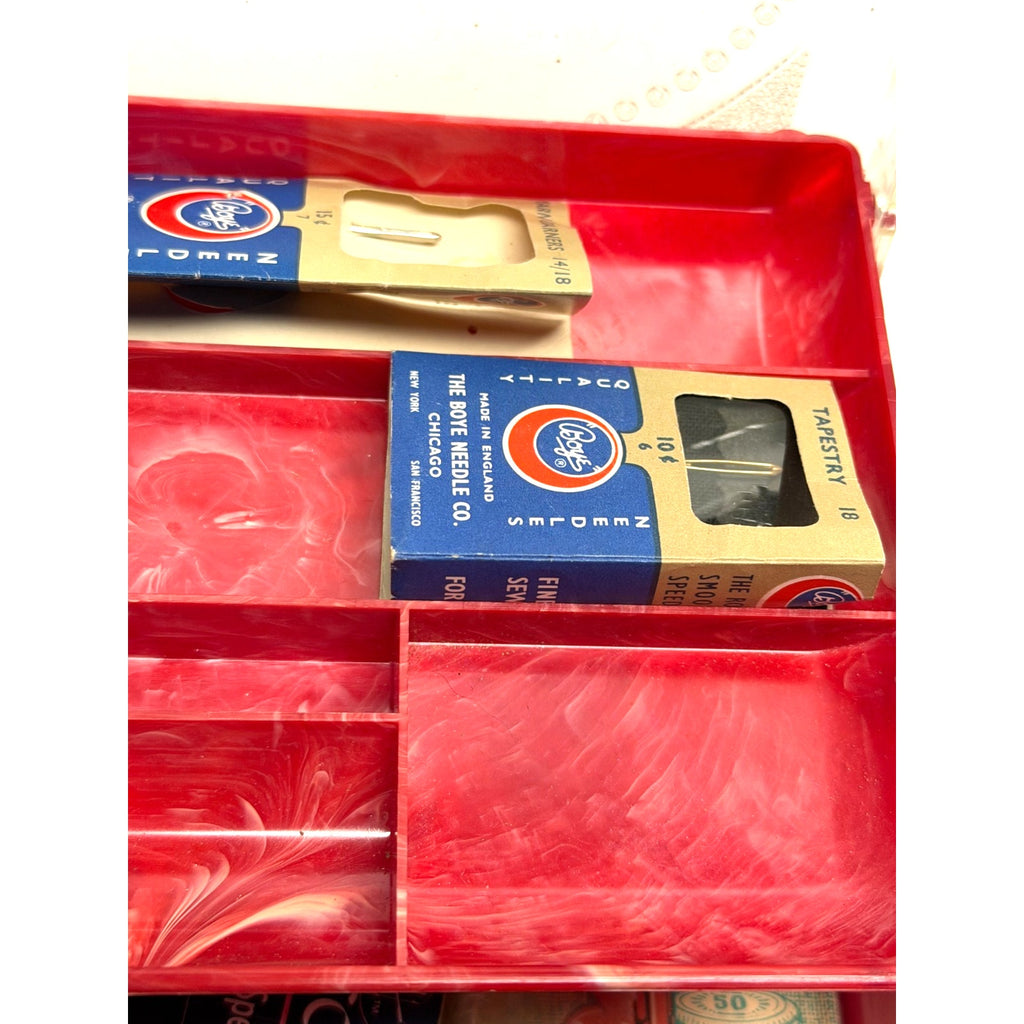 Vintage MCM Hommer Mfg Hard Plastic Marbled Sewing Box with Needles