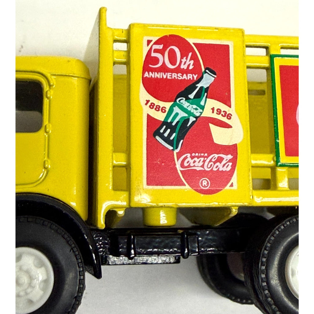 Vintage Collectables Coca Cola 1:64 Die Cast Metal Mack CJ Truck (1991) Die Cast