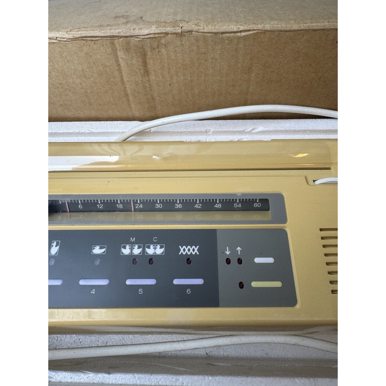 VINTAGE NOS Silver/Studio EC1 Pattern Controller Knitting Machine Made in Japan