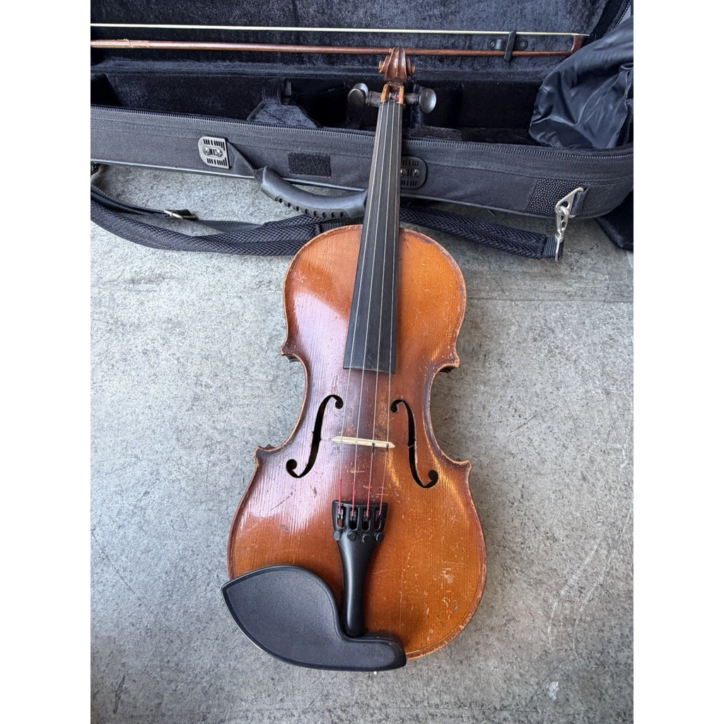 VINTAGE Violin Copy of Antonius Stradivarius Made in Czechoslovakia
