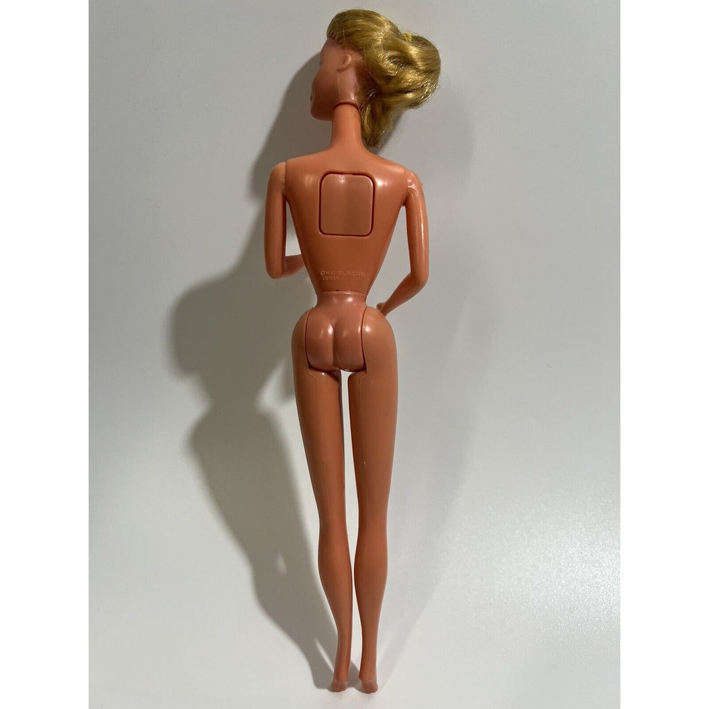 Vintage 1966 Blonde Twist 'N Turn Barbie Doll w/eyelashes & bend legs TAIWAN