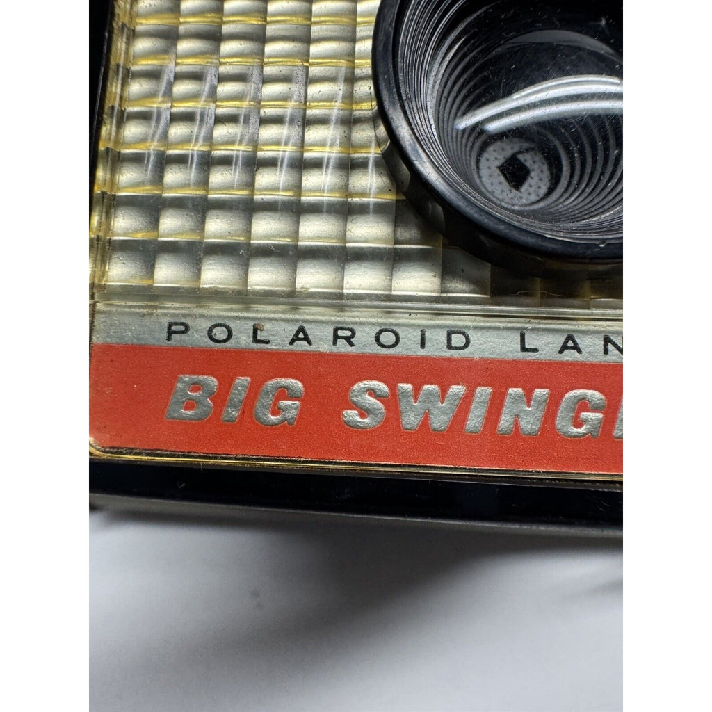 VINTAGE Polaroid Big Swinger 3000 Instant Land Camera Instant Film UNTESTED