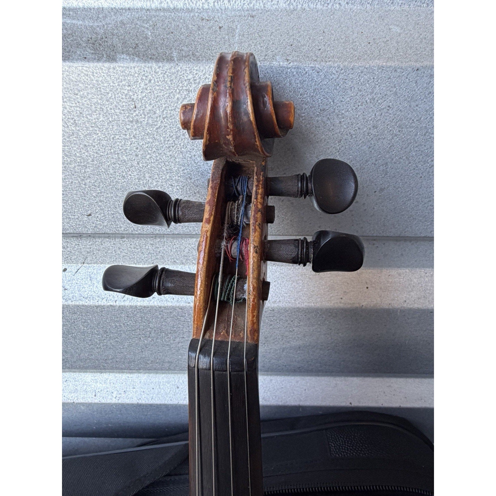 VINTAGE Violin Copy of Antonius Stradivarius Made in Czechoslovakia