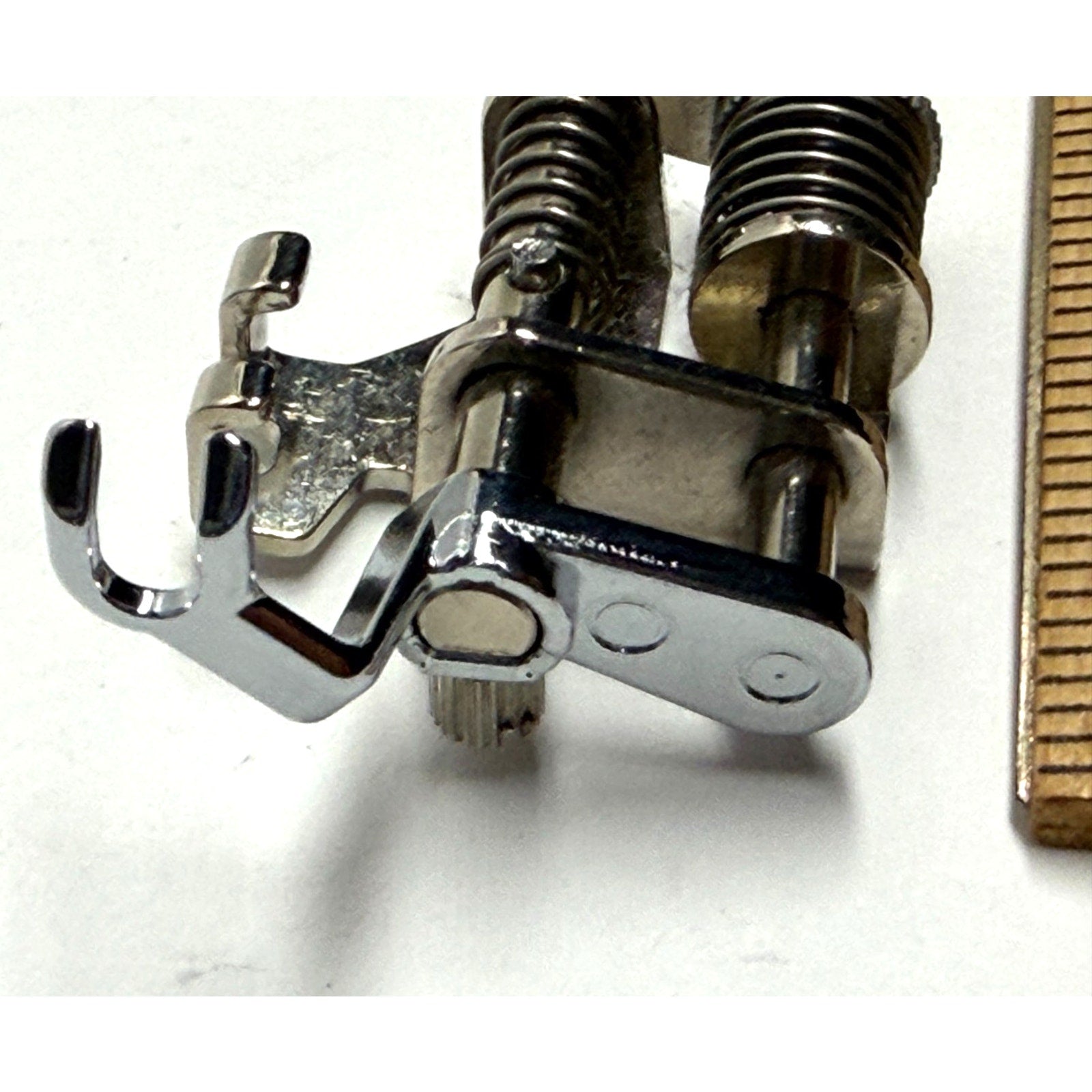 VTG CONVERTIBLE FREE MOTION QUILTING FOOT SET-JANOME ELNA LOW SHANK SEWING