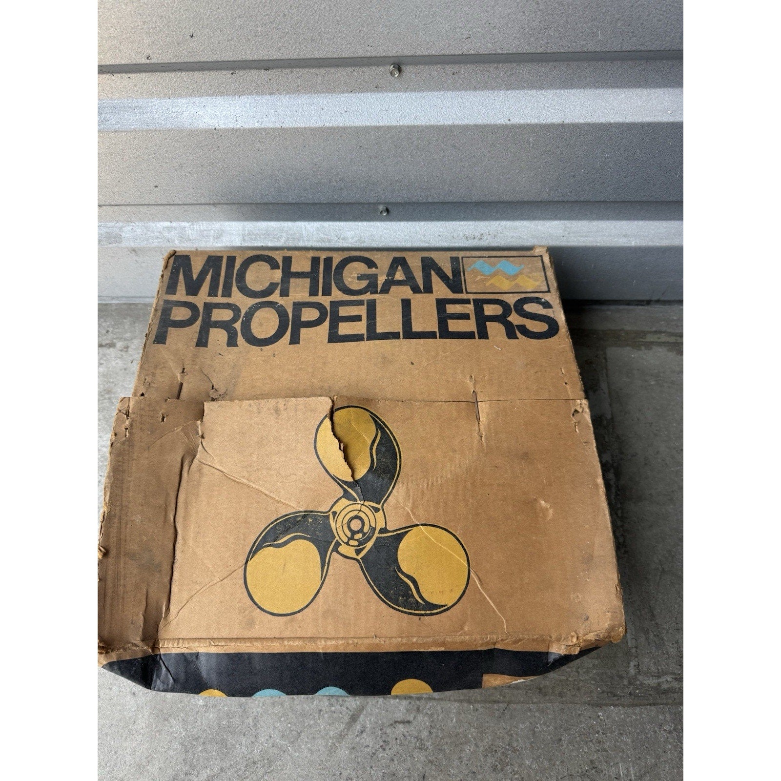 VINTAGE SEALED Michigan Wheel SMC-380 Cup AL 15 1/4X21 Mercruiser Propeller
