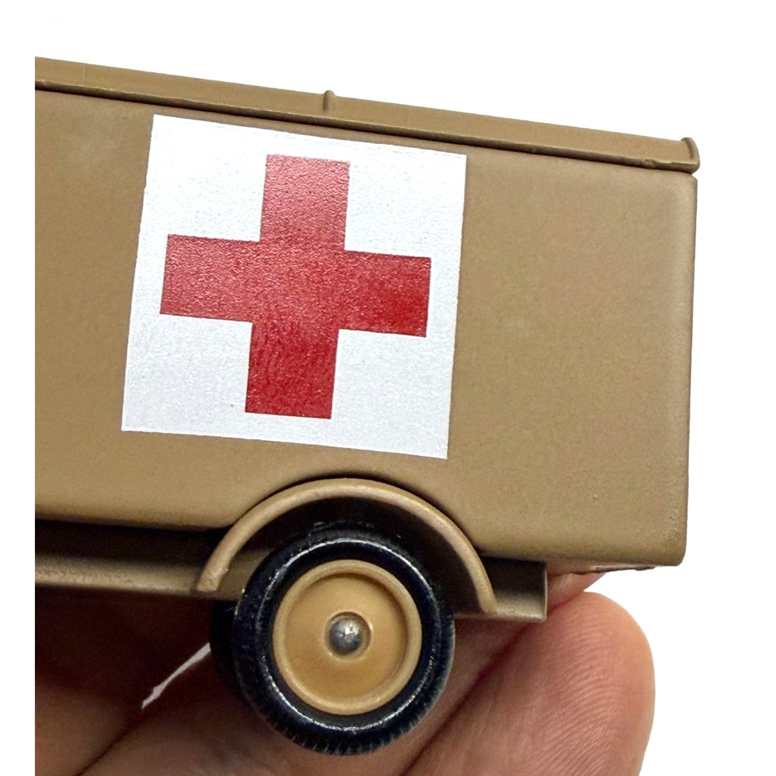 VTG Lledo Days Gone Military Collection Morris Light Truck Ambulance 8th Army