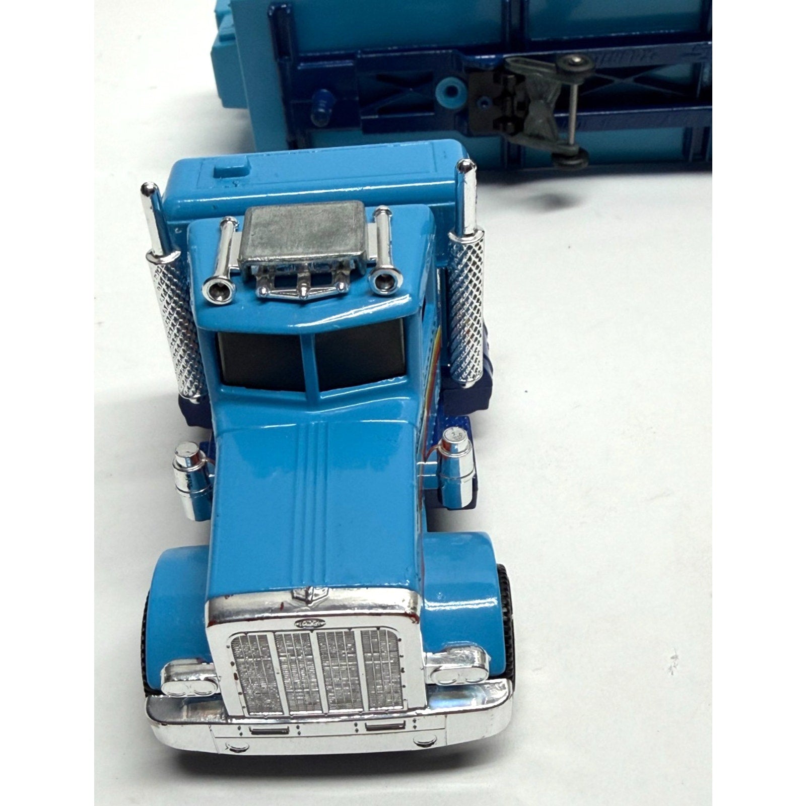 Vintage NEW K- 17 MATCHBOX SUPERKINGS - EURO-EXPRESS SEMI- TRUCK CONTAINER