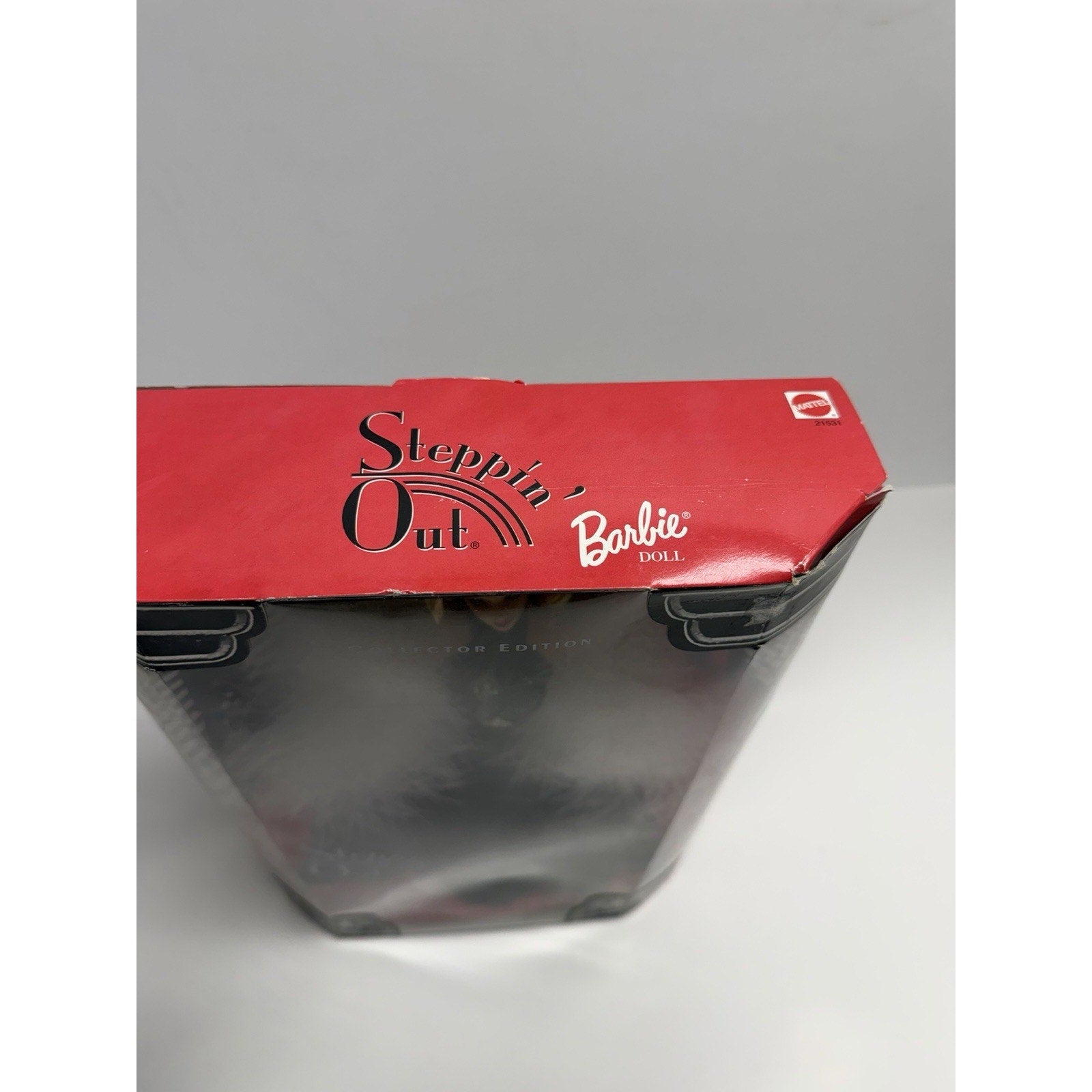 Vintage 1998 Steppin’ Out Barbie Collector Edition 3rd in series w/KayBee Tag