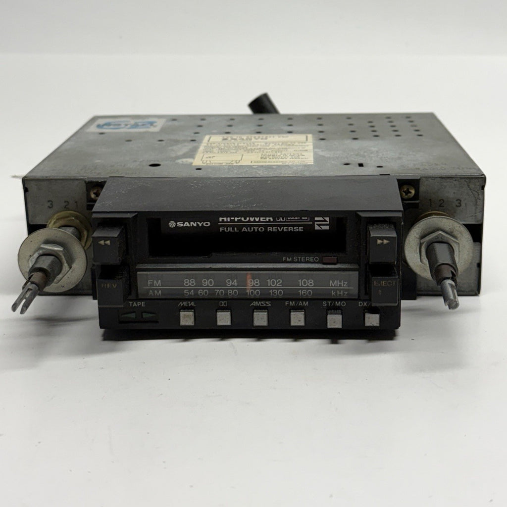 Vintage SANYO FT-V90 CAR STEREO RADIO CASSETTE FULL AUTO EJECT ~UNTESTED