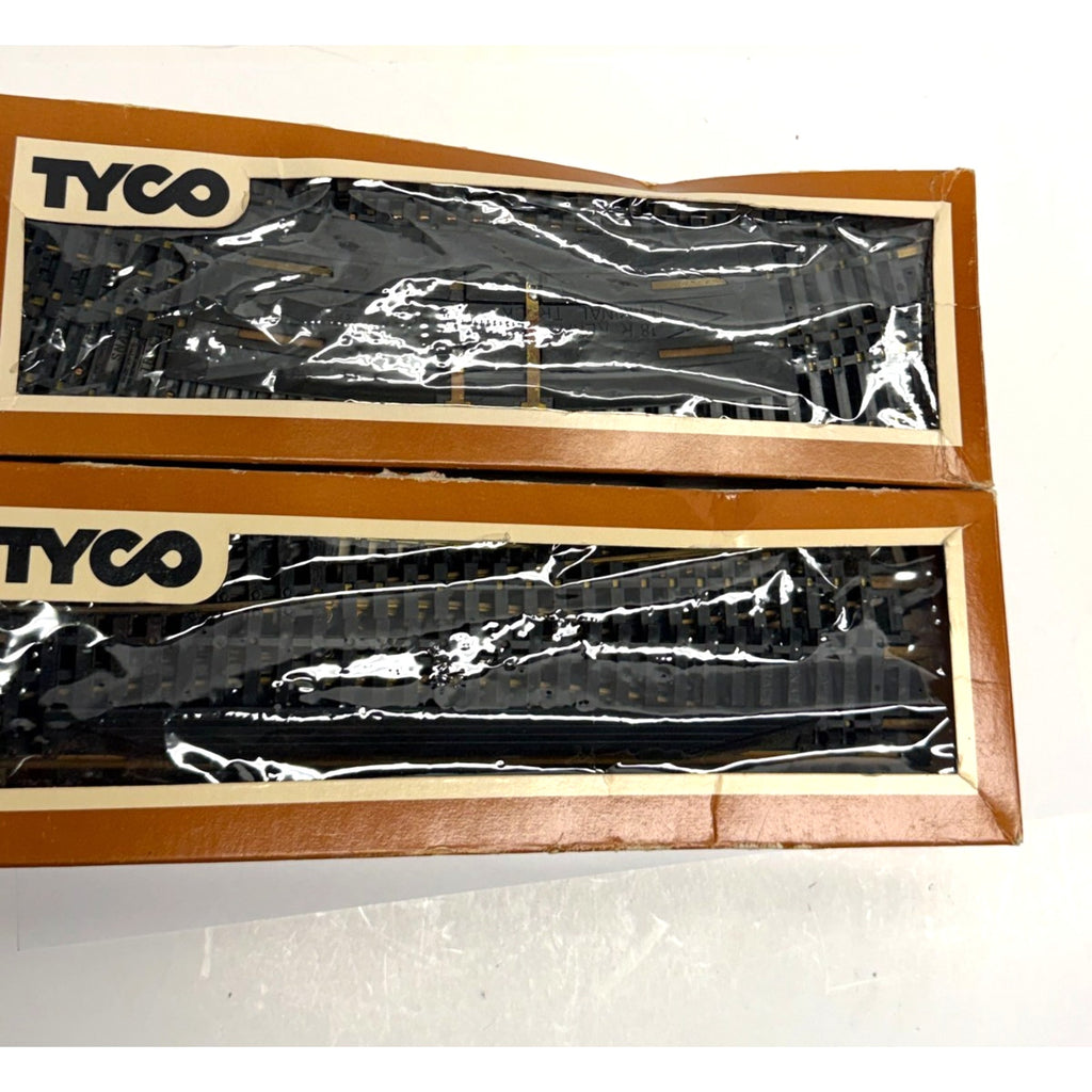Vintage lot of 2 Tyco HO Scale Electric Train Track - Uncoupling / Rerailer