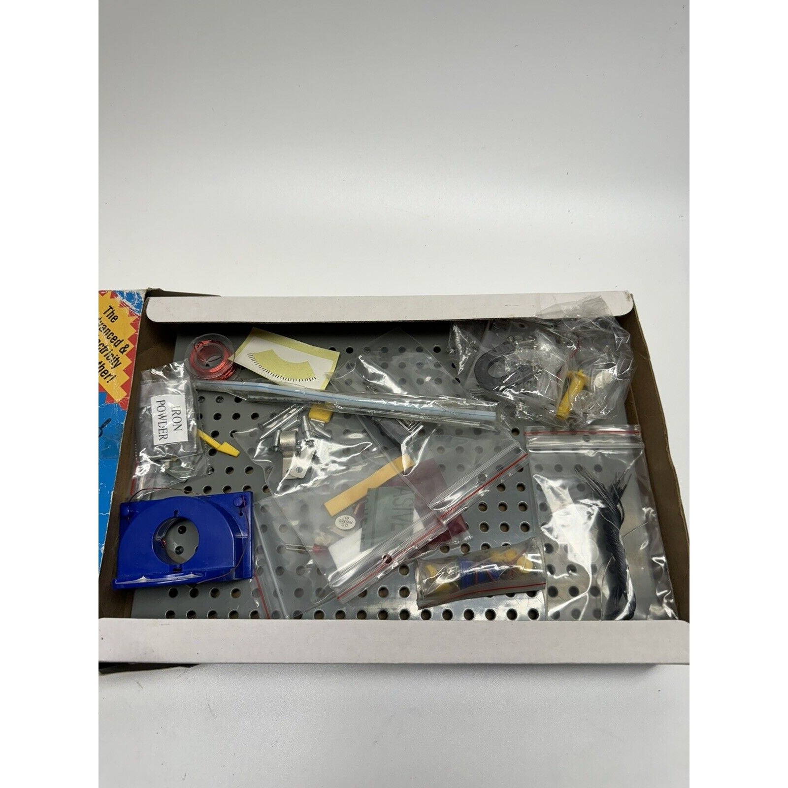 Vintage SEALED NEW Kid's Tek Junior Scientist Electricity Lab Kit. Item No. 211