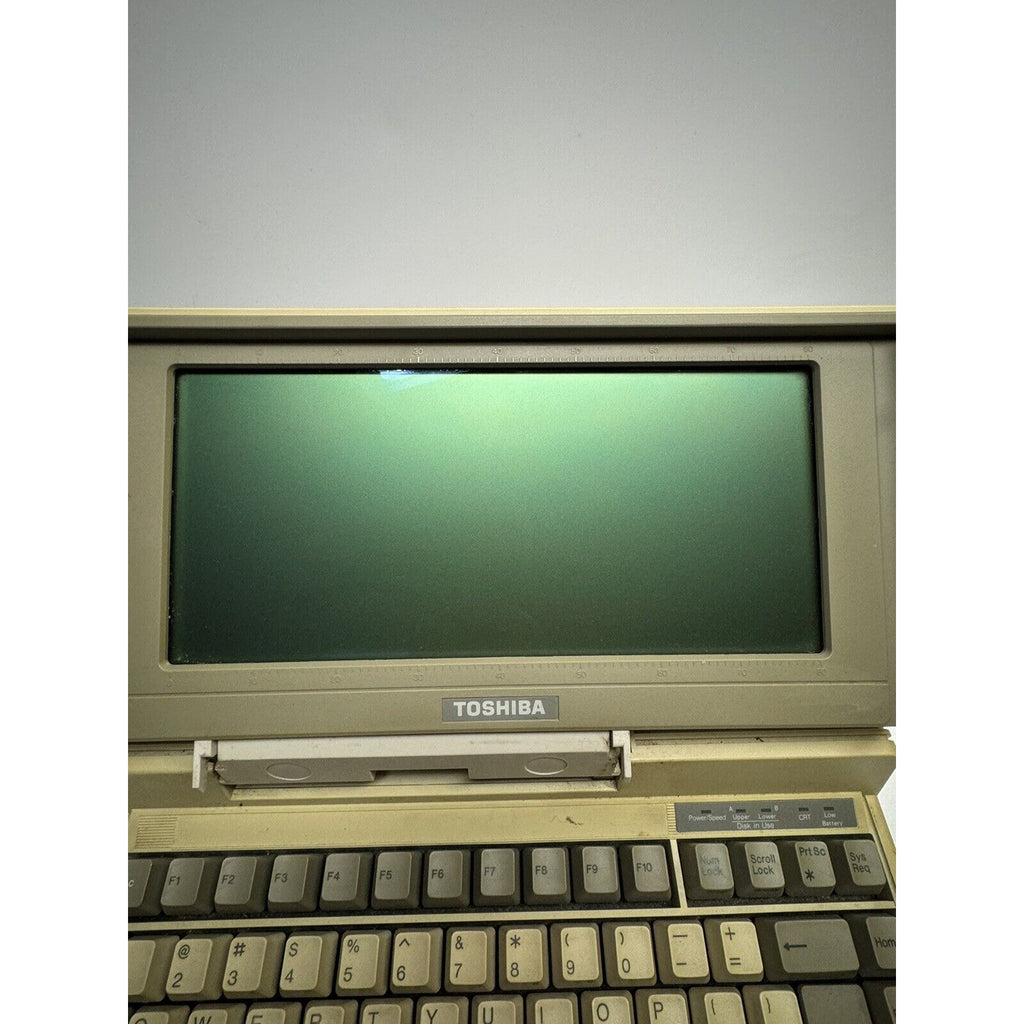 Vintage Toshiba T1100 Plus Laptop Computer, Dual DD Floppy Mono 640K : POWER ON