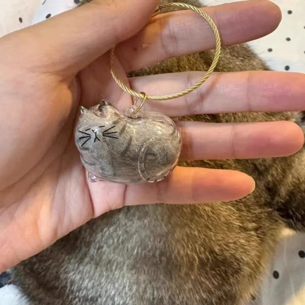 Personalized Transparent Cat Hair Keepsake Keychain – Pet Fur Memorial Pendant for Cat Lovers | Cute & Meaningful Souvenir Gift 🐾✨