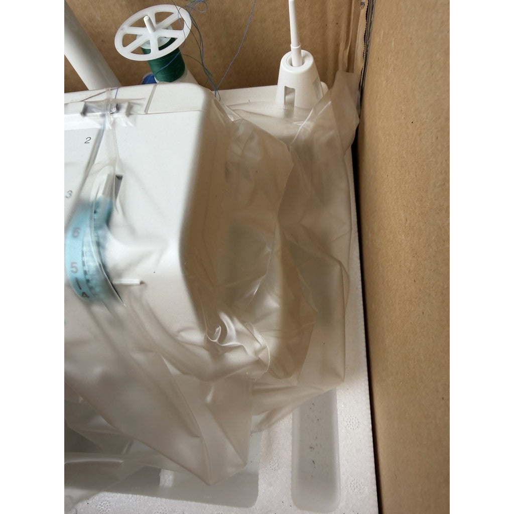 VINTAGE SEALED Brother 1034D 3/4 Lay-In Thread Sewing Serger Overlock Machine