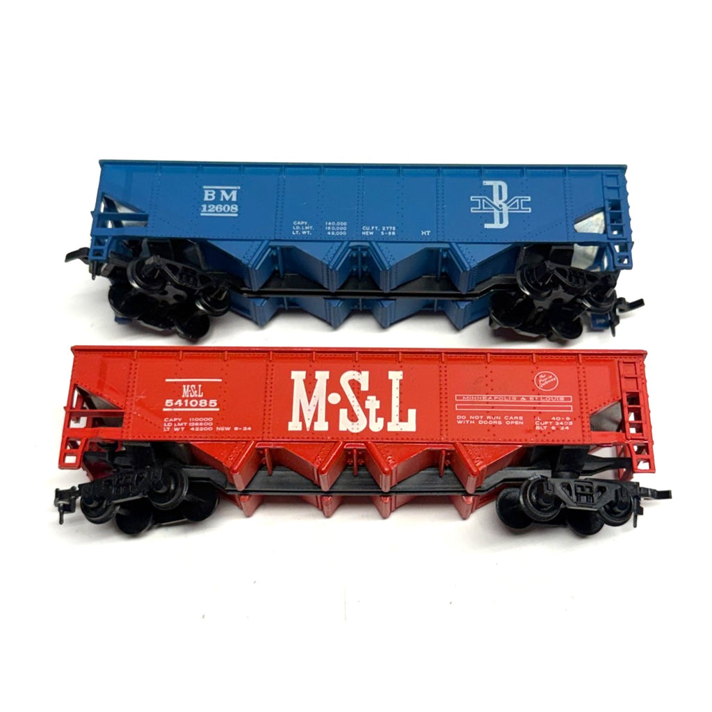 Vtg Lot 2 HO Scale Quad Hopper Cars: Bachmann M&StL 541085 & Tyco B&M 12608