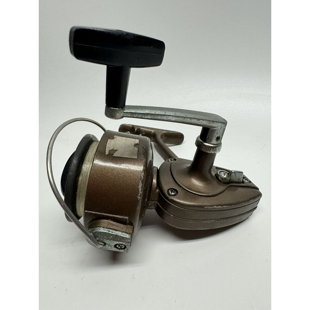 VINTAGE Daiwa 406 Fishing Reel Made in Japan