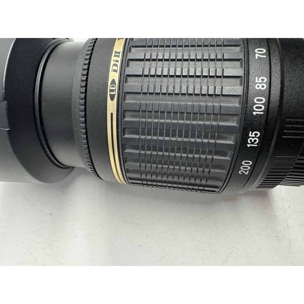 Tamron LD AF Di ll LD Macro 55-200mm f/4.0-5.6 LD Di-II AF SLR Camera Lens Hood