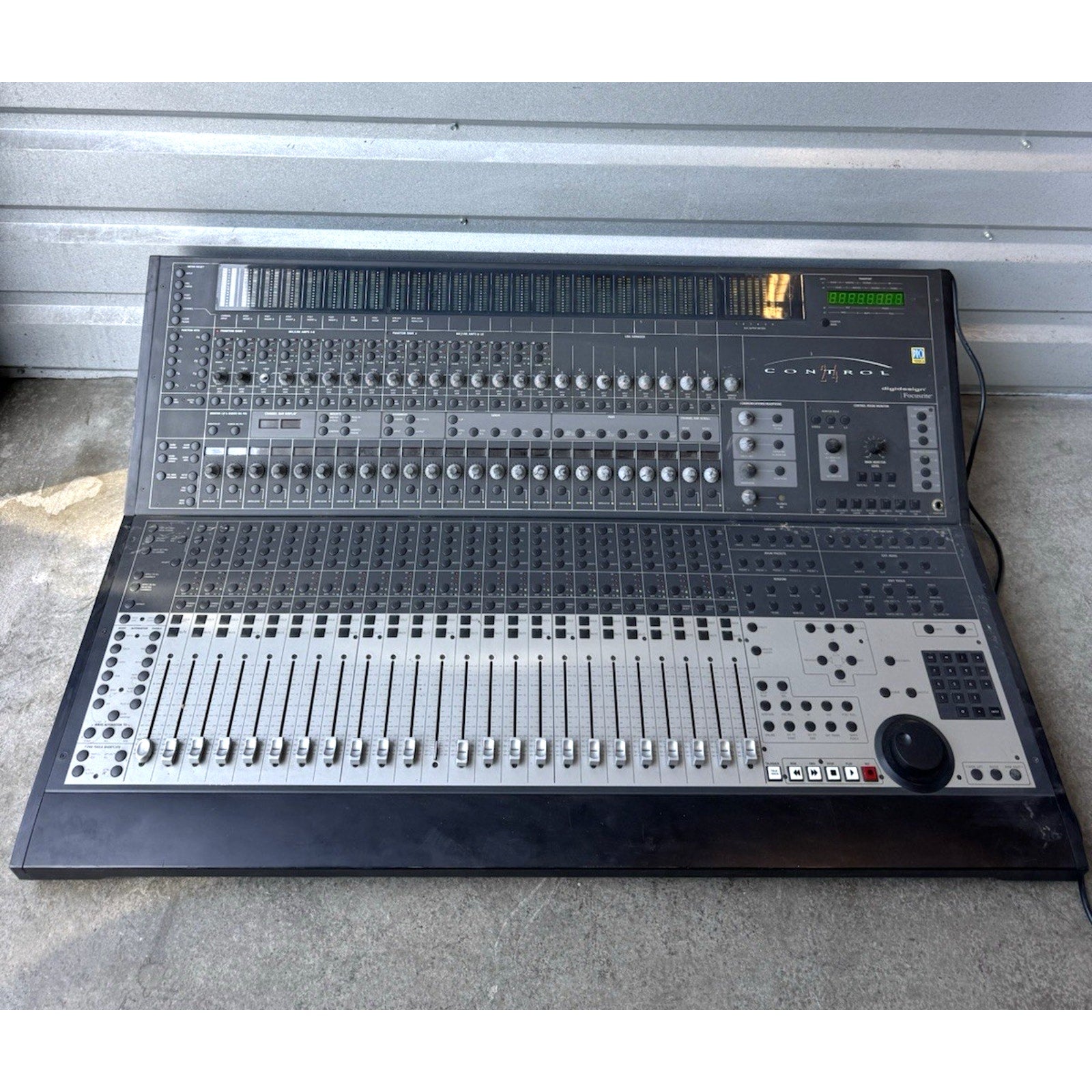 Digidesign Focusrite MC124 Control24 Protools Professional Mixer Console WORKS!