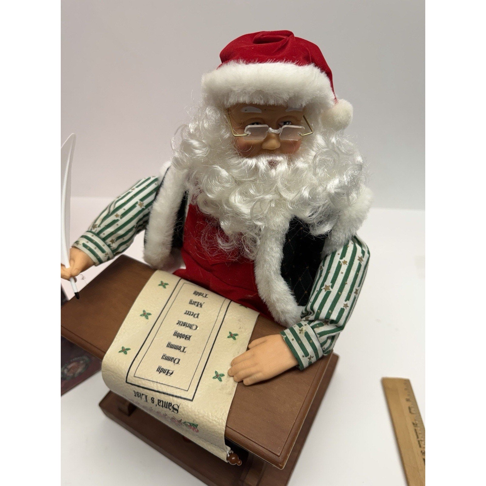 Vintage 1995 Gemmy North Pole Productions Singing Christmas Santa at His Desk