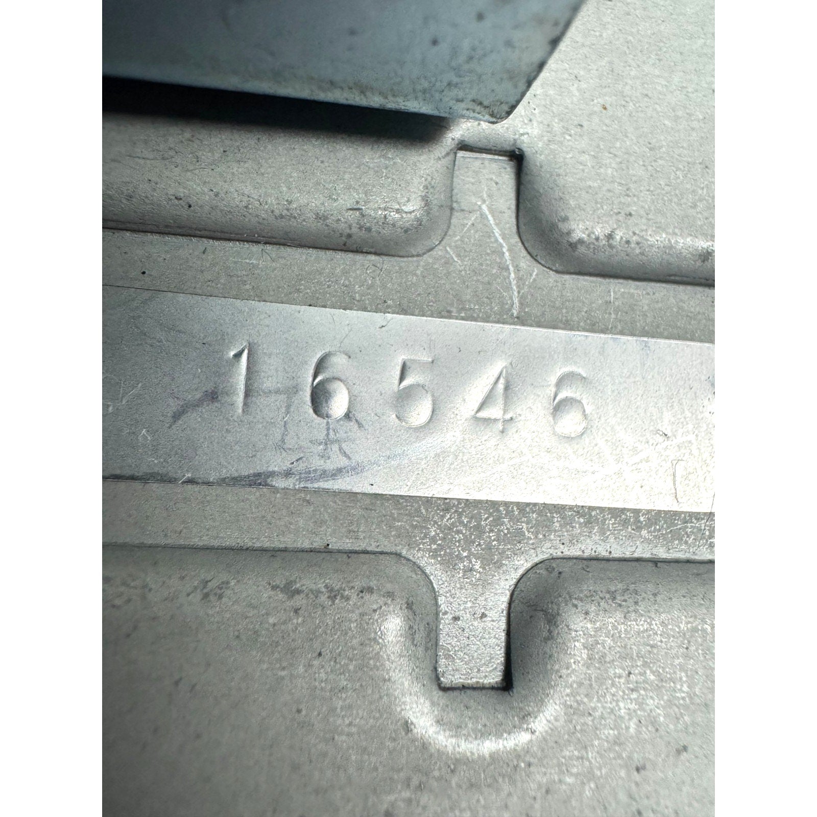 Vintage OEM GENUINE TOYOTA FUSIBLE LINK BLOCK Assembly