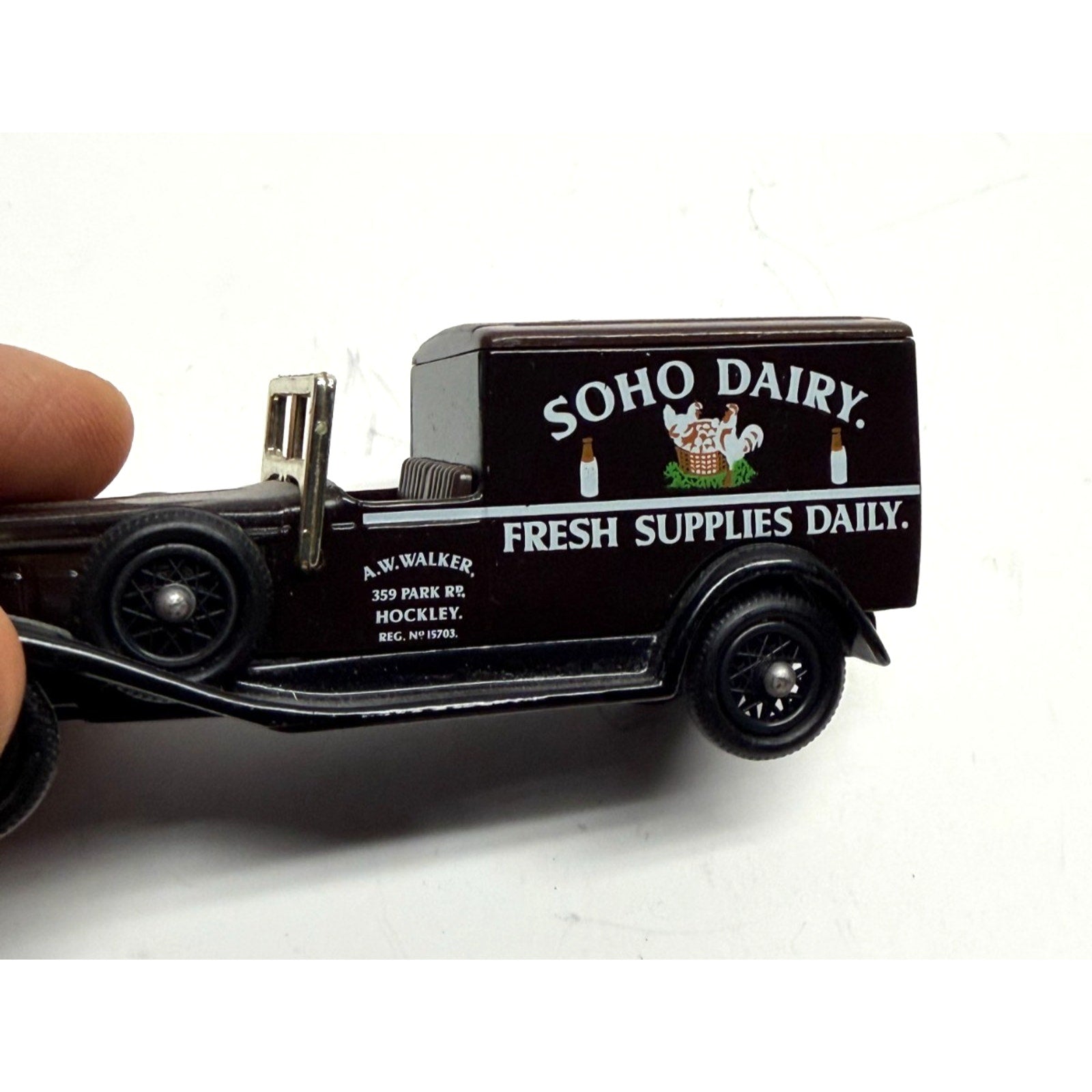 Vintage Lledo Days Gone Soho Packard Dairy Van 1933. Diecast. A