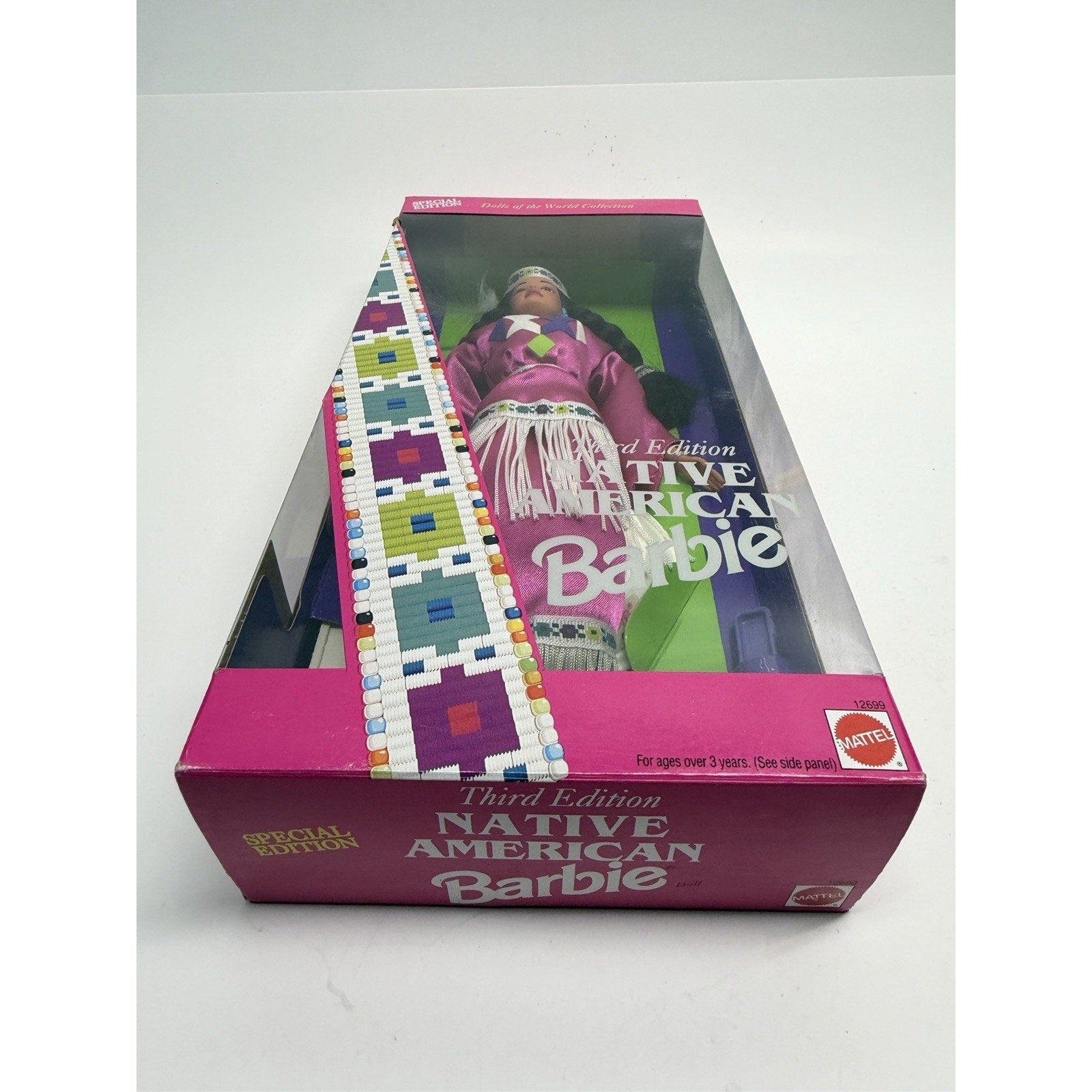 VINTAGE Mattel NATIVE AMERICAN BARBIE Doll 1994 Dolls of the World 3RD Edition