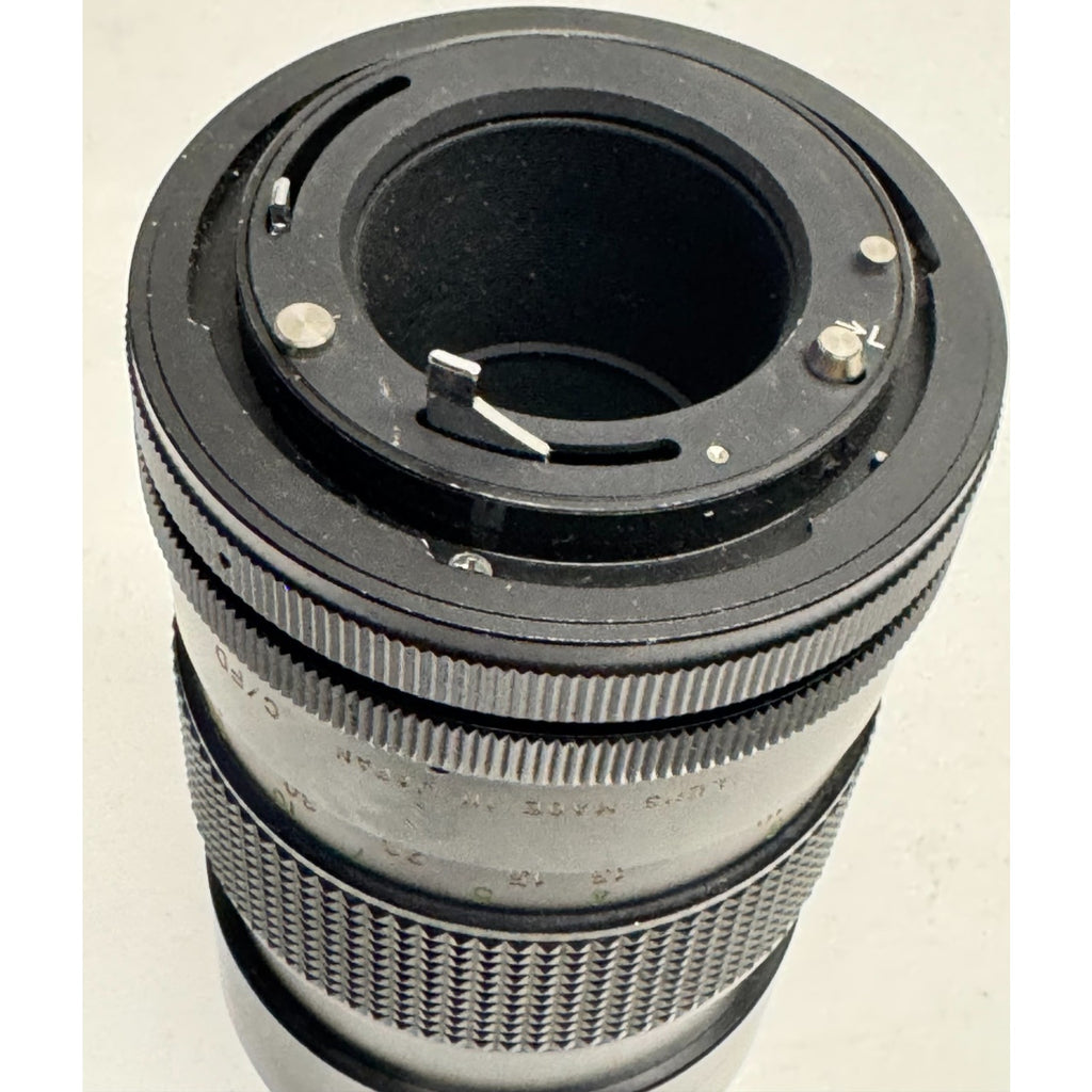 Vintage Vivitar Auto Telephoto 135mm f2.8 MD Mount Prime Lens