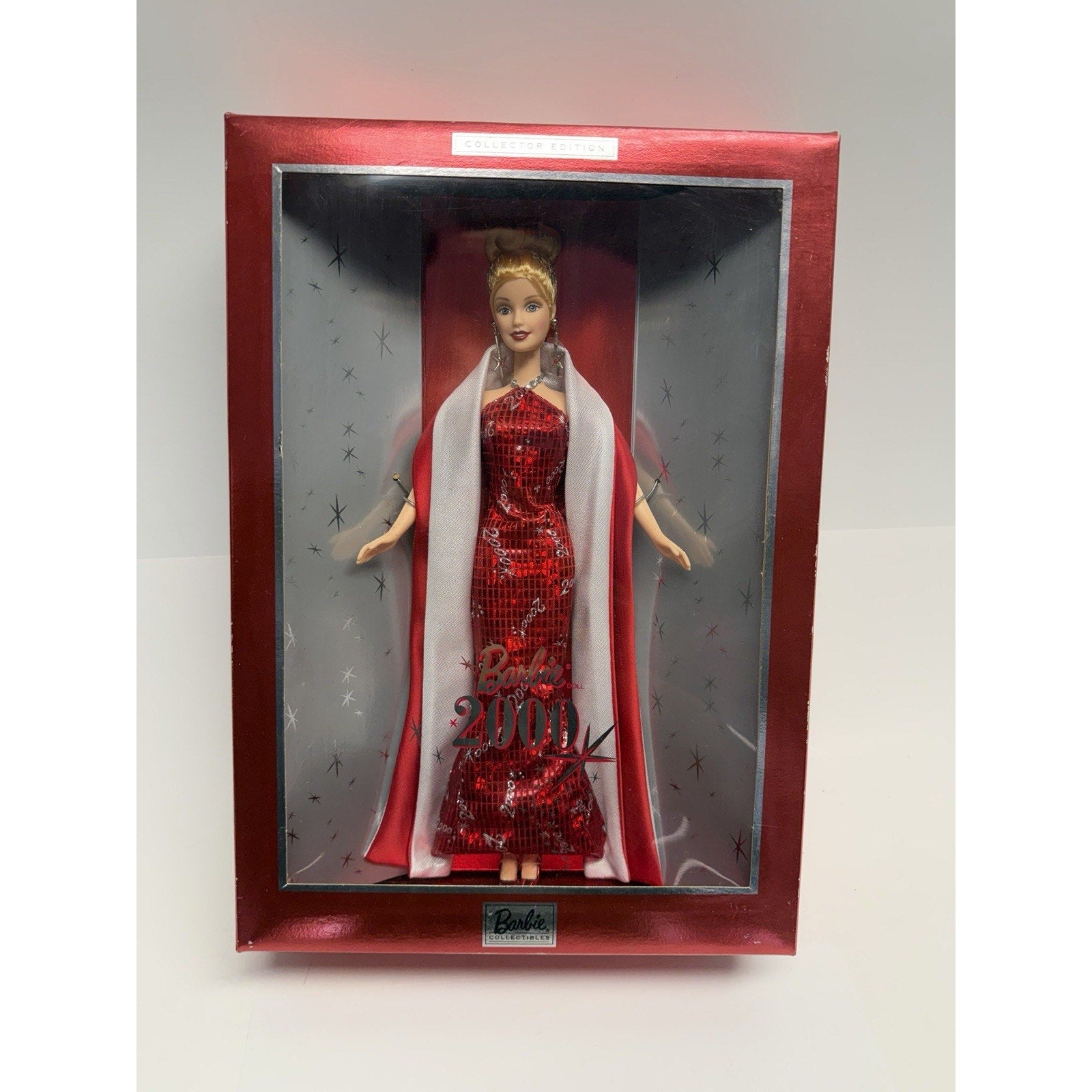 VINTAGE NEW Barbie 2000 Collector's Edition With Doll Stand