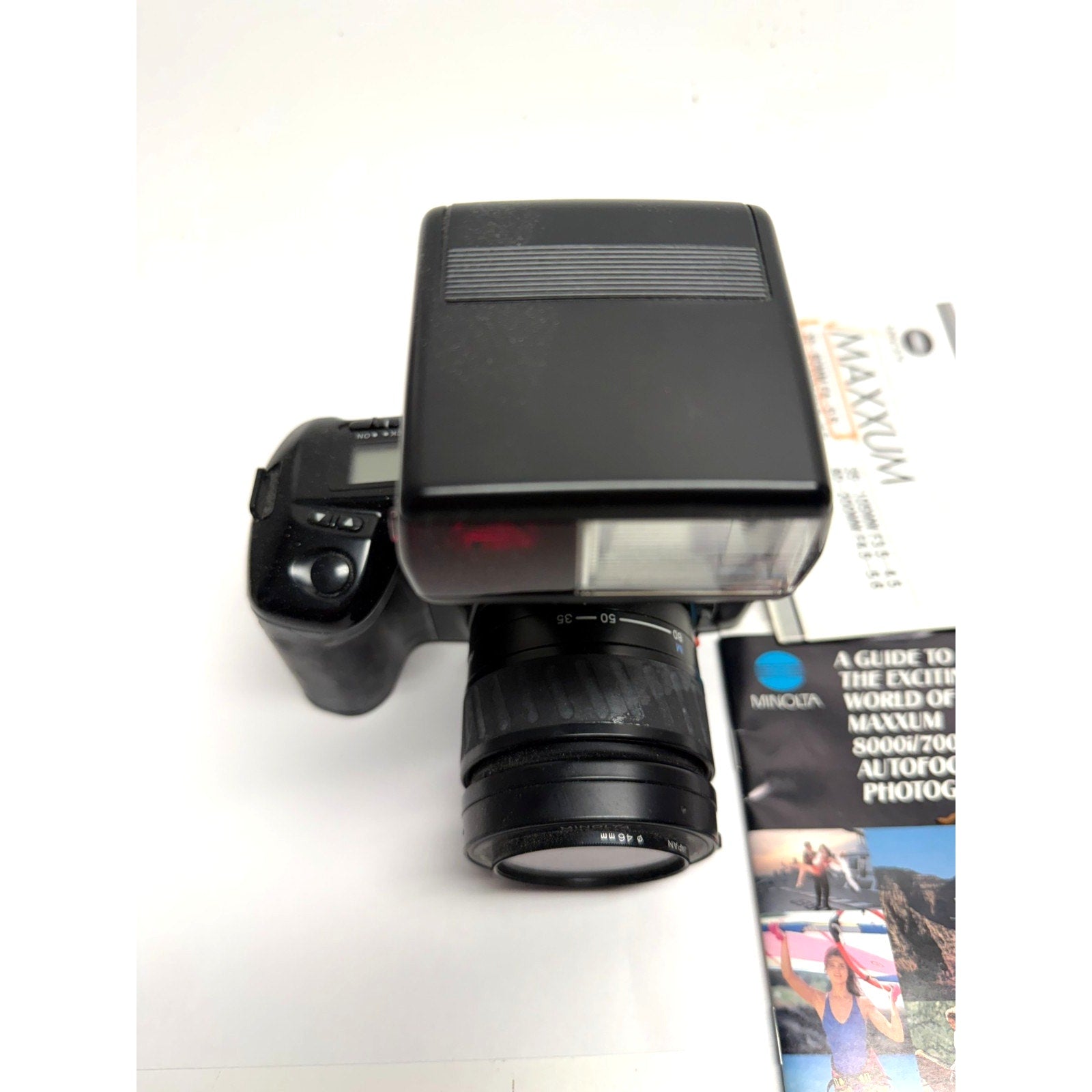 Vintage Minolta Maxxum 5000i 35mm SLR Film Camera portrait -Untested