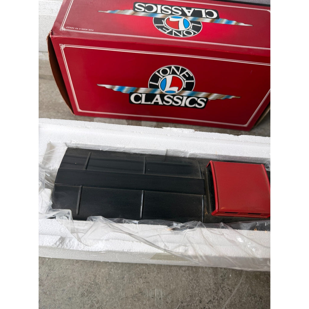 VINTAGE NOS Lionel 6-13700 Standard Gauge Lionel Classics Caboose #1517